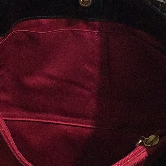 🌻Coach Large Leather Poppy Tote with large front pocket, three sections. - Picture 12 of 16